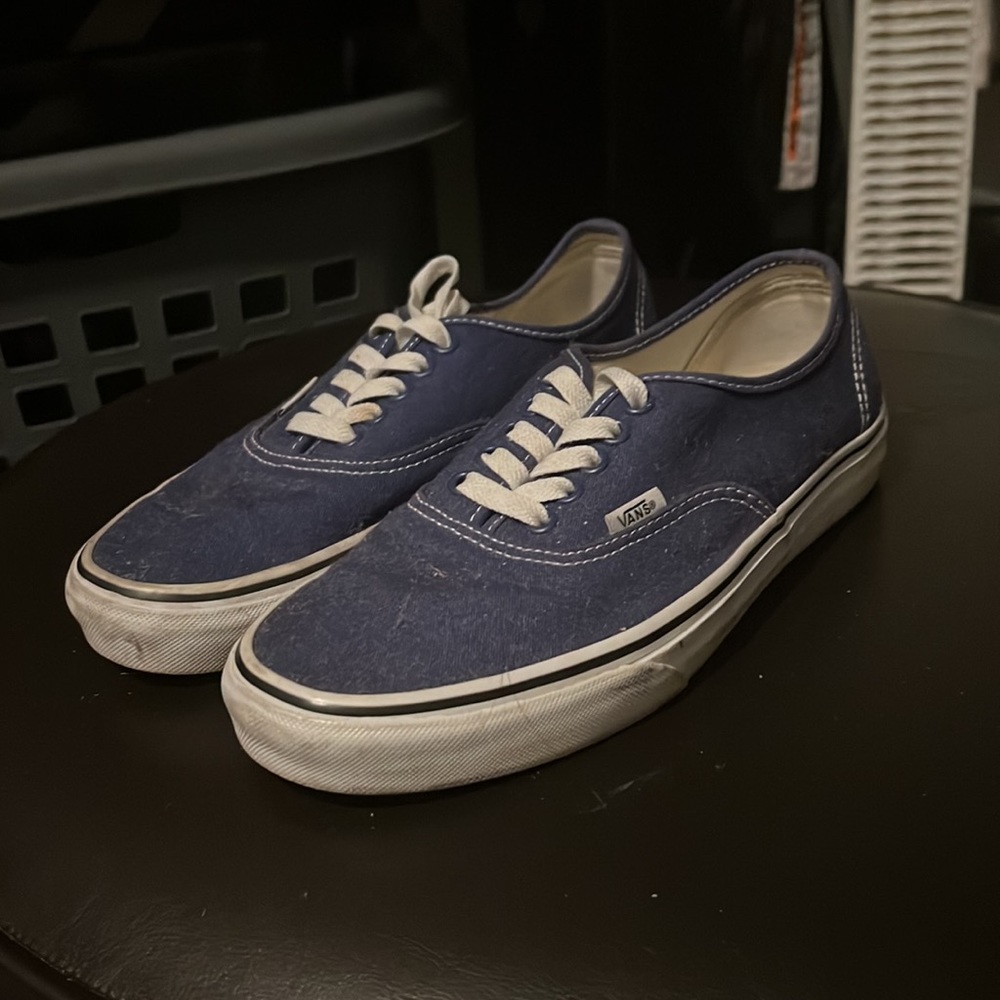 Shoes - Picture 2 of 3